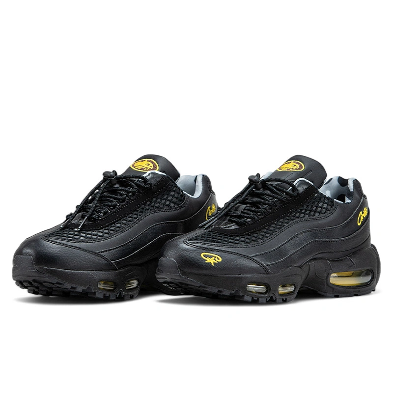 靴 Corteiz Air Max 95 Black and Tour Yellow The Corteiz x Nike Air Max 95 'Tour Yellow' Is Coming in Hot
