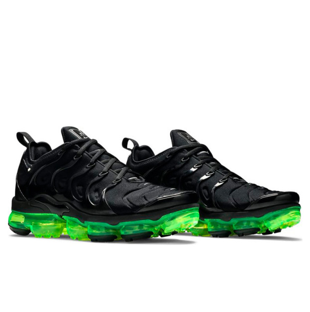 Nike Air VaporMax Plus Black Volt 924453-015