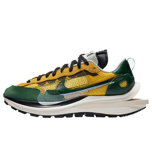 Nike Vaporwaffle sacai Tour Yellow Stadium Green CV1363-700
