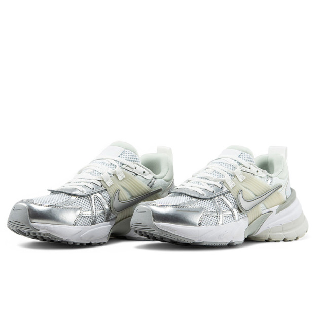 Nike V2K Run Metallic Silver FD0736-104