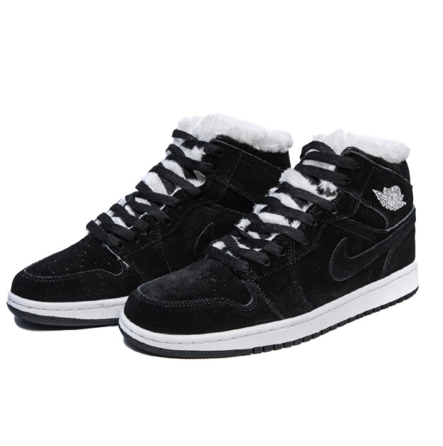 Jordan 1 Retro Mid Black White Winter With FUR