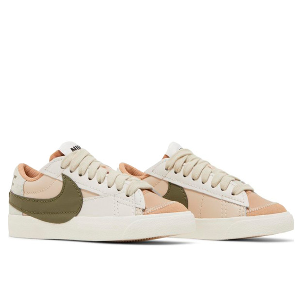 Nike Blazer Low 77 Jumbo Sanddrift Medium Olive DQ1470-105