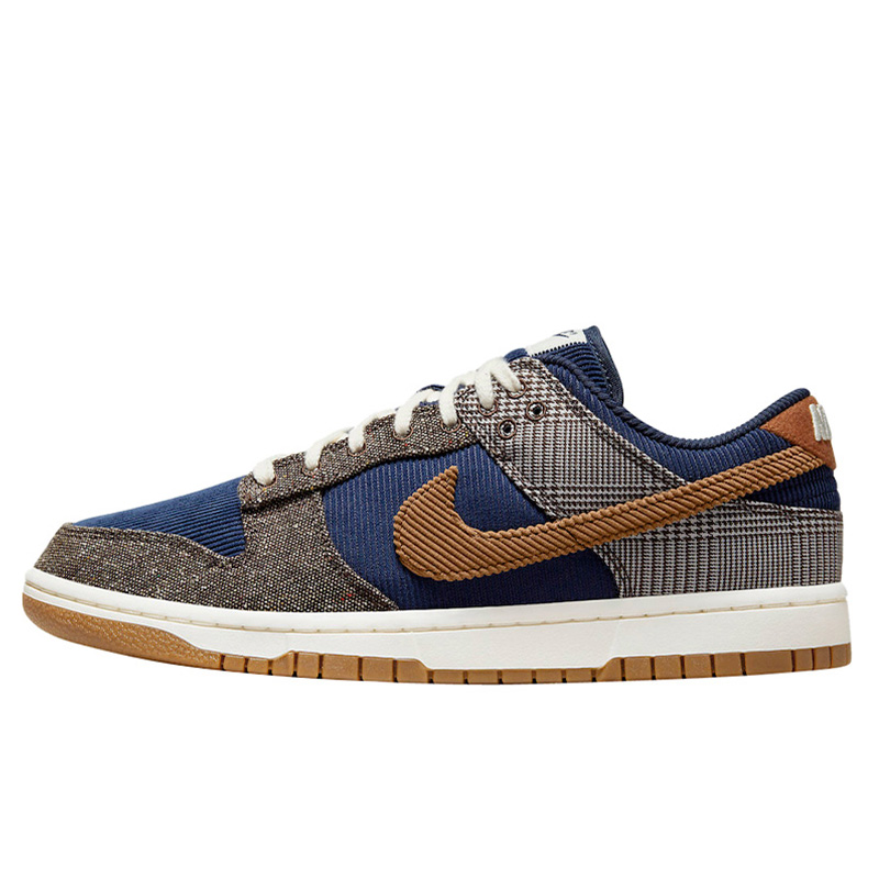Nike air force come calzano shop