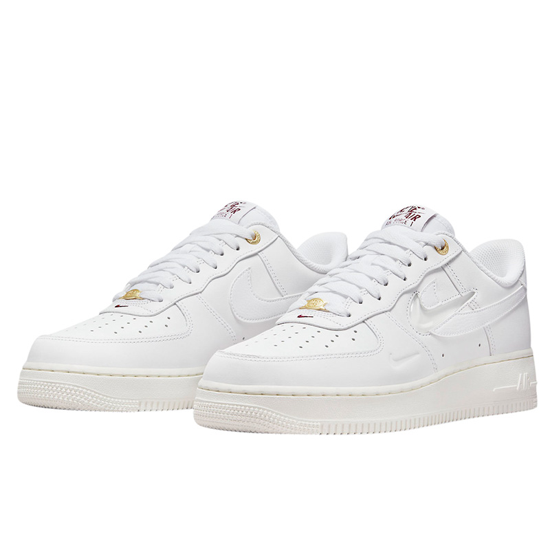 Low top forces top