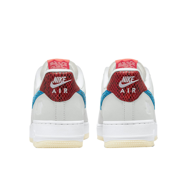 Air Force 1 Low SP Undefeated 5 On It Dunk vs. AF1 DM8461 001