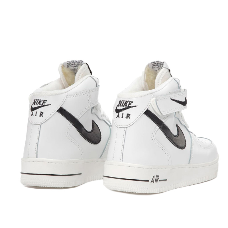 Nike air force 1 white black stripe shop