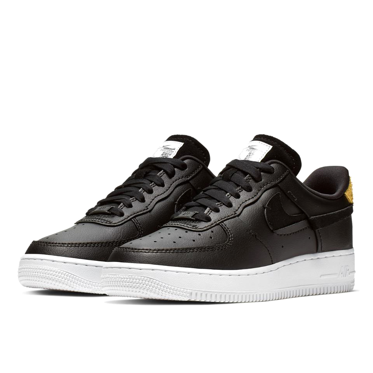 Nike air force 1 black white sole 2025